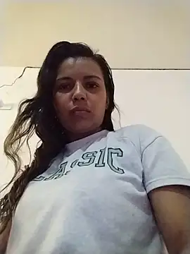 cinthia2011 online show from 02/27/26, 09:03