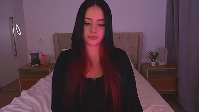 Larissa Baby online show from 01/06/26, 07:07