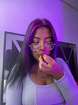 queen of you heart online show from 03/11/26, 09:53