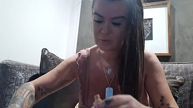 Snapshot of ScottishIvy chatting on 03/24/26, 08:14 ScottishIvy online show from 03/24/26, 08:14