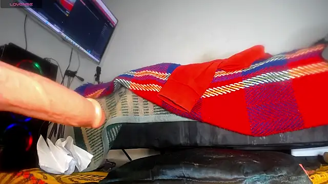 Esmeraldita788 online show from 04/12/26, 05:54