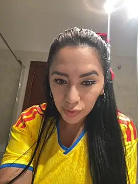 Snapshot of nataliia_queen_ chatting on 06/18/26, 12:31 nataliia queen online show from 06/18/26, 12:31