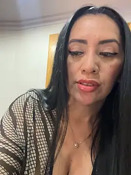 nataliia queen  online show from 04/10/26, 08:49