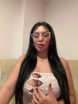 nataliia queen  online show from 03/20/26, 12:00