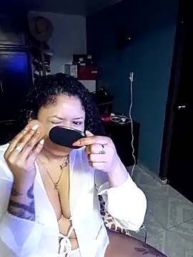 Snapshot of NenisJessicaOchoa chatting on 02/18/26, 12:45 NenisJessicaOchoa online show from 02/18/26, 12:45