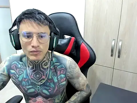 Chrissblack online show from 02/12/26, 03:50