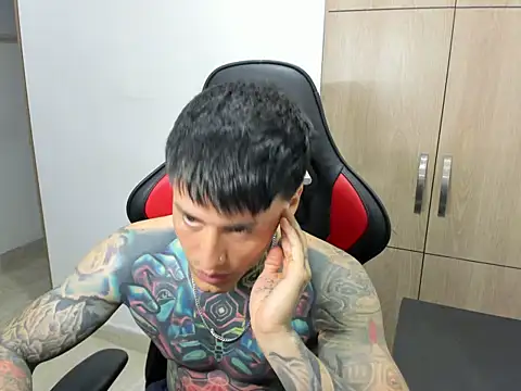 Chrissblack online show from 03/26/26, 02:54