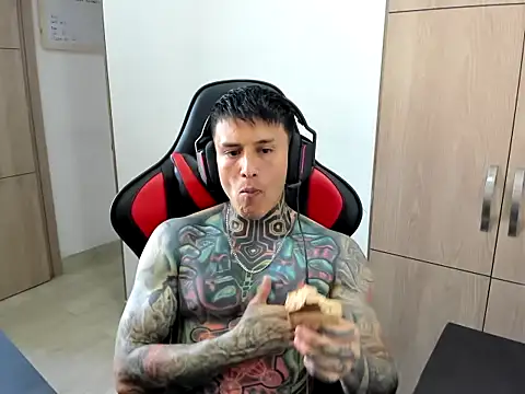 Chrissblack online show from 03/23/26, 09:58