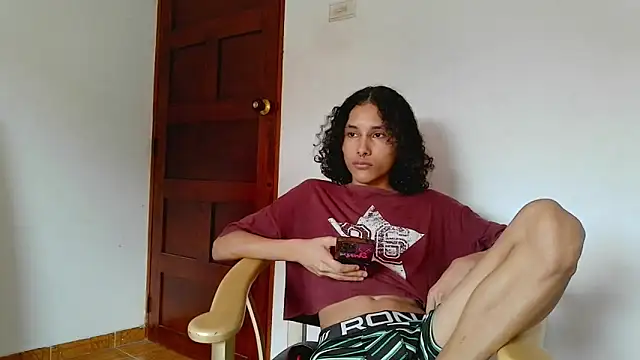 Snapshot of DeusGoth chatting on 04/14/26, 07:30 DeusGoth online show from 04/14/26, 07:30