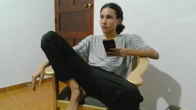 Snapshot of DeusGoth chatting on 03/18/26, 04:26 DeusGoth online show from 03/18/26, 04:26