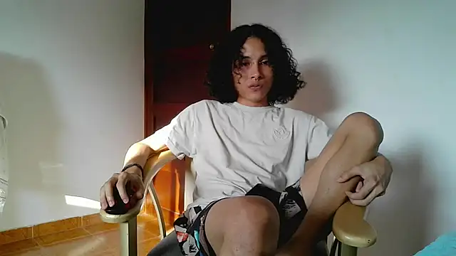 Snapshot of DeusGoth chatting on 04/01/26, 09:56 DeusGoth online show from 04/01/26, 09:56