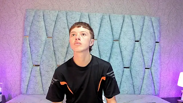 Snapshot of Genesis_And_Jack_ chatting on 01/10/26, 03:02 Genesis And Jack online show from 01/10/26, 03:02