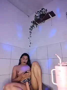 Snapshot of Jade-Morena-Transex-ON chatting on 06/20/26, 03:11 Jade-Morena-Transex-ON online show from 06/20/26, 03:11