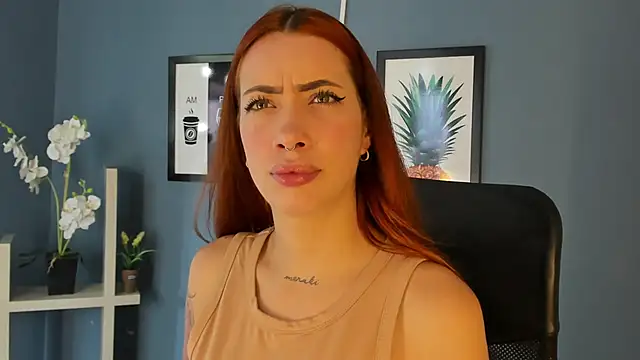 LolaGray   online show from 03/02/26, 07:21