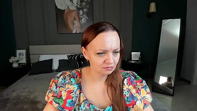 Snapshot of _Manuka_ chatting on 01/08/26, 01:11 Manuka online show from 01/08/26, 01:11