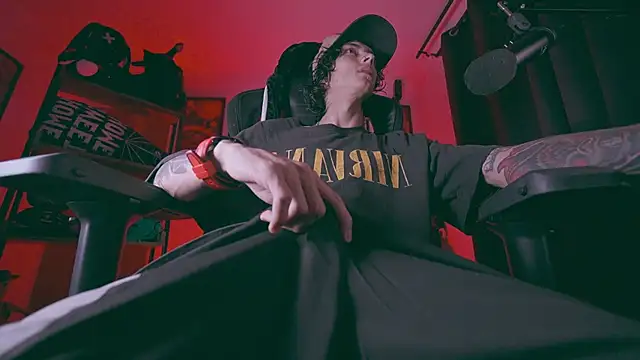 Olliver   y online show from 04/26/26, 01:14