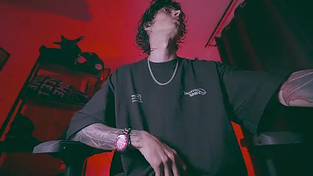 Olliver   y online show from 04/17/26, 01:19