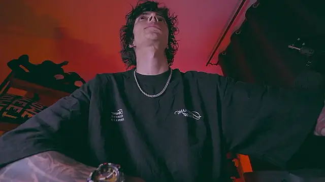 Olliver   y online show from 03/18/26, 02:26