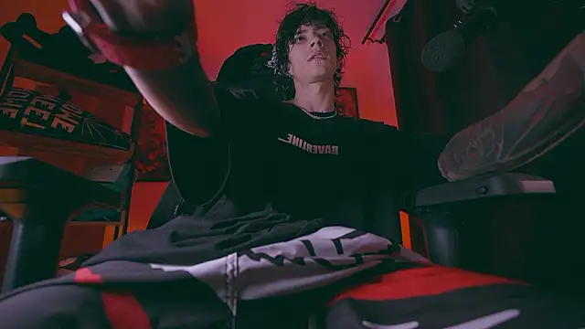 Olliver   y online show from 03/19/26, 11:27