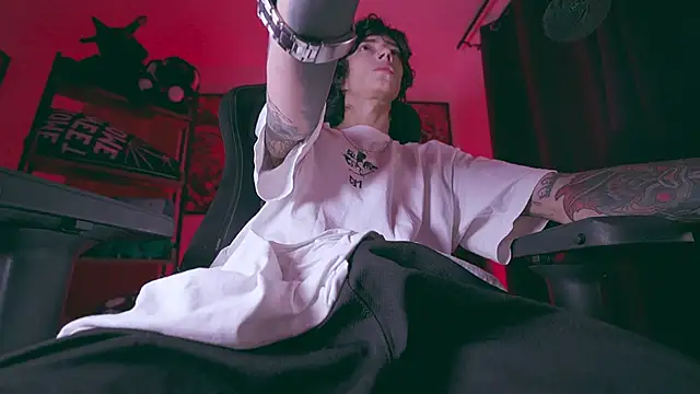 Olliver   y online show from 02/27/26, 03:18