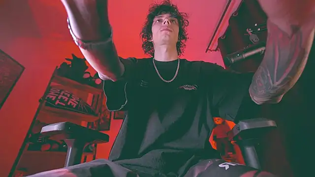Olliver   y online show from 06/17/26, 02:33