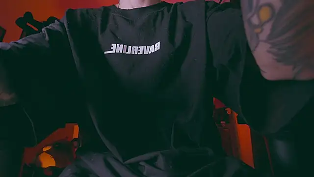 Olliver   y online show from 03/28/26, 12:11