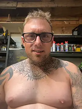 WIDBIGWHITECOCK online show from 07/06/26, 03:13