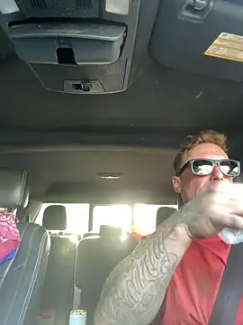WIDBIGWHITECOCK online show from 06/04/26, 09:52