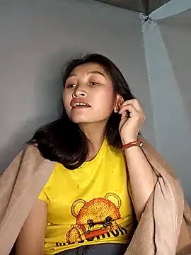 yumyum112 online show from 01/11/26, 12:56