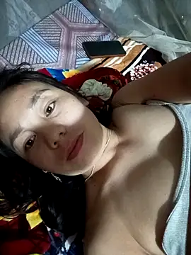 Snapshot of vanvan005 chatting on 03/18/26, 11:05 vanvan005 online show from 03/18/26, 11:05