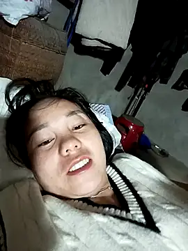 vanvan005 online show from 02/18/26, 11:12