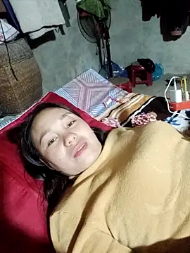 vanvan005 online show from 02/09/26, 01:36