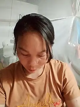 Snapshot of vanvan005 chatting on 04/05/26, 09:43 vanvan005 online show from 04/05/26, 09:43