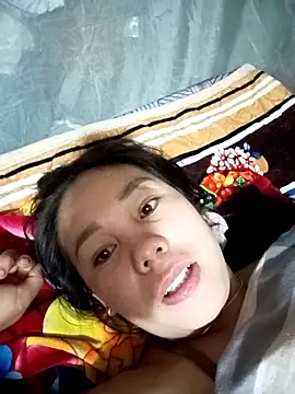 Snapshot of vanvan005 chatting on 03/12/26, 10:58 vanvan005 online show from 03/12/26, 10:58