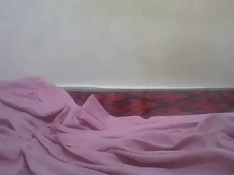 Snapshot of Sweetpinky5 chatting on 01/11/26, 09:27 Sweetpinky5 online show from 01/11/26, 09:27