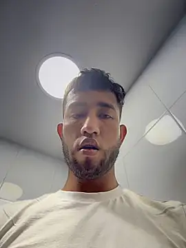 liam bronw online show from 03/25/26, 07:24