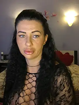 Snapshot of IRISWHITE17 chatting on 06/01/26, 03:07 IRISWHITE17 online show from 06/01/26, 03:07