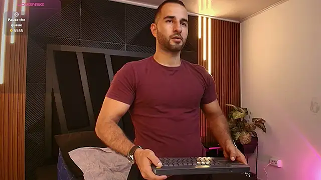 lorenzo walker 1 online show from 02/20/26, 06:21