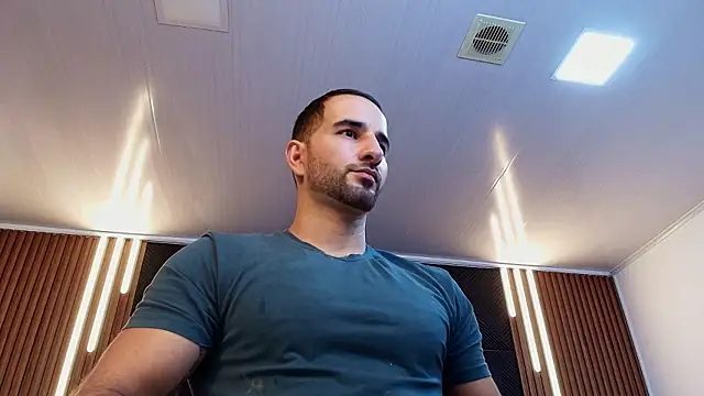 lorenzo walker 1 online show from 02/05/26, 05:31