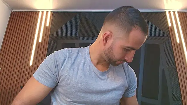 lorenzo walker 1 online show from 02/14/26, 05:35