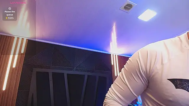 lorenzo walker 1 online show from 03/12/26, 05:17