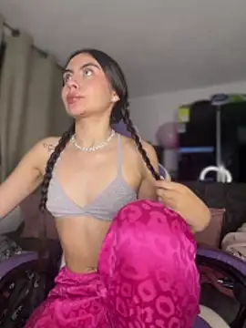 Stormi th online show from 04/19/26, 01:39