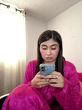 Stormi th online show from 01/12/26, 08:04