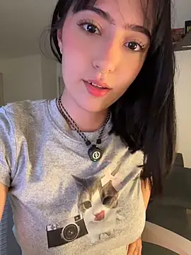 HinaSweet online show from 03/19/26, 12:32