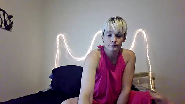 CrystalGeyserSmyth online show from 04/17/26, 09:50