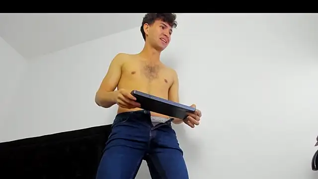 camilo model online show from 02/26/26, 08:53