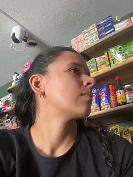 lannabellx online show from 04/16/26, 07:03