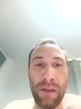 Alvarroo69 online show from 06/01/26, 01:00