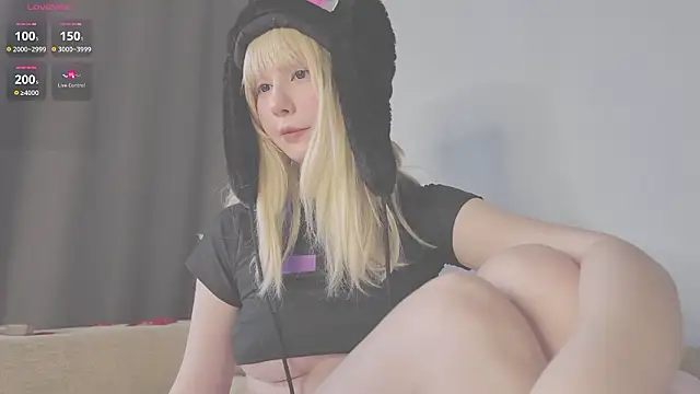 Snapshot of virgiin__lily chatting on 02/02/26, 11:09 virgiin lily online show from 02/02/26, 11:09