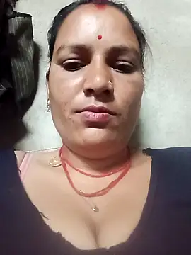 Hot hiuj online show from 04/12/26, 11:19